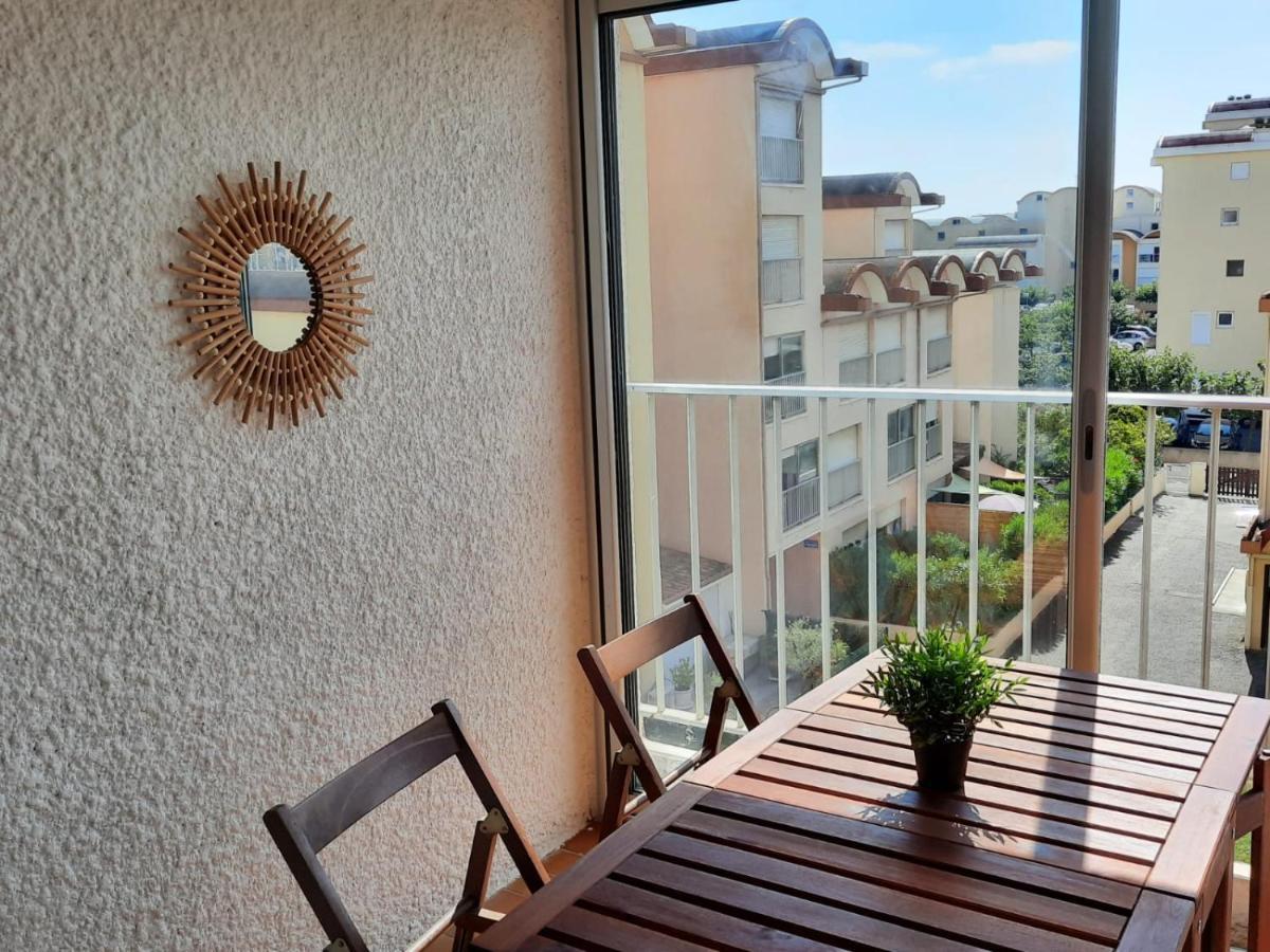 Sur Le Port, Studio Avec Vue Sur La Marina Apartment Gruissan Exterior photo